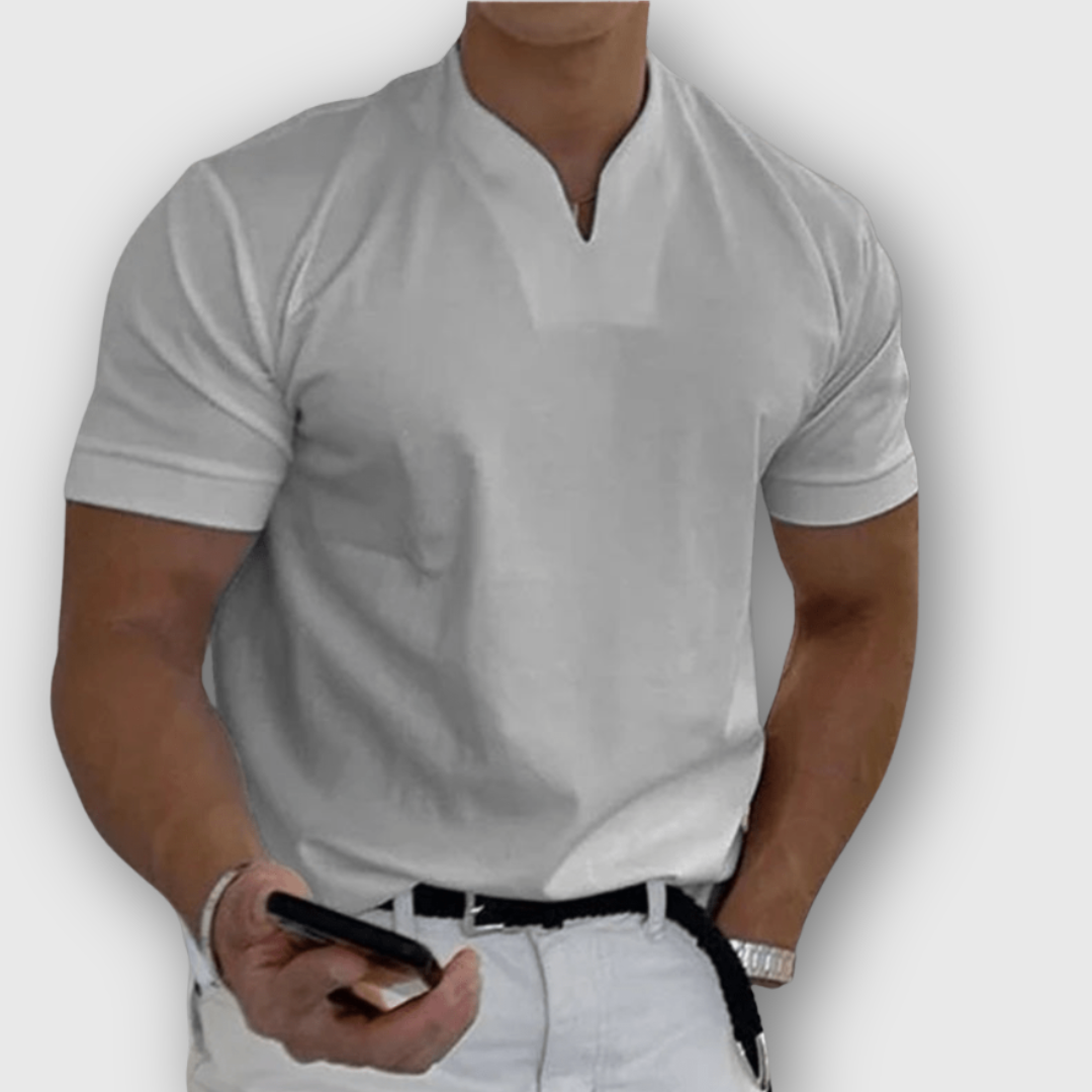 Dominic | V-Tee