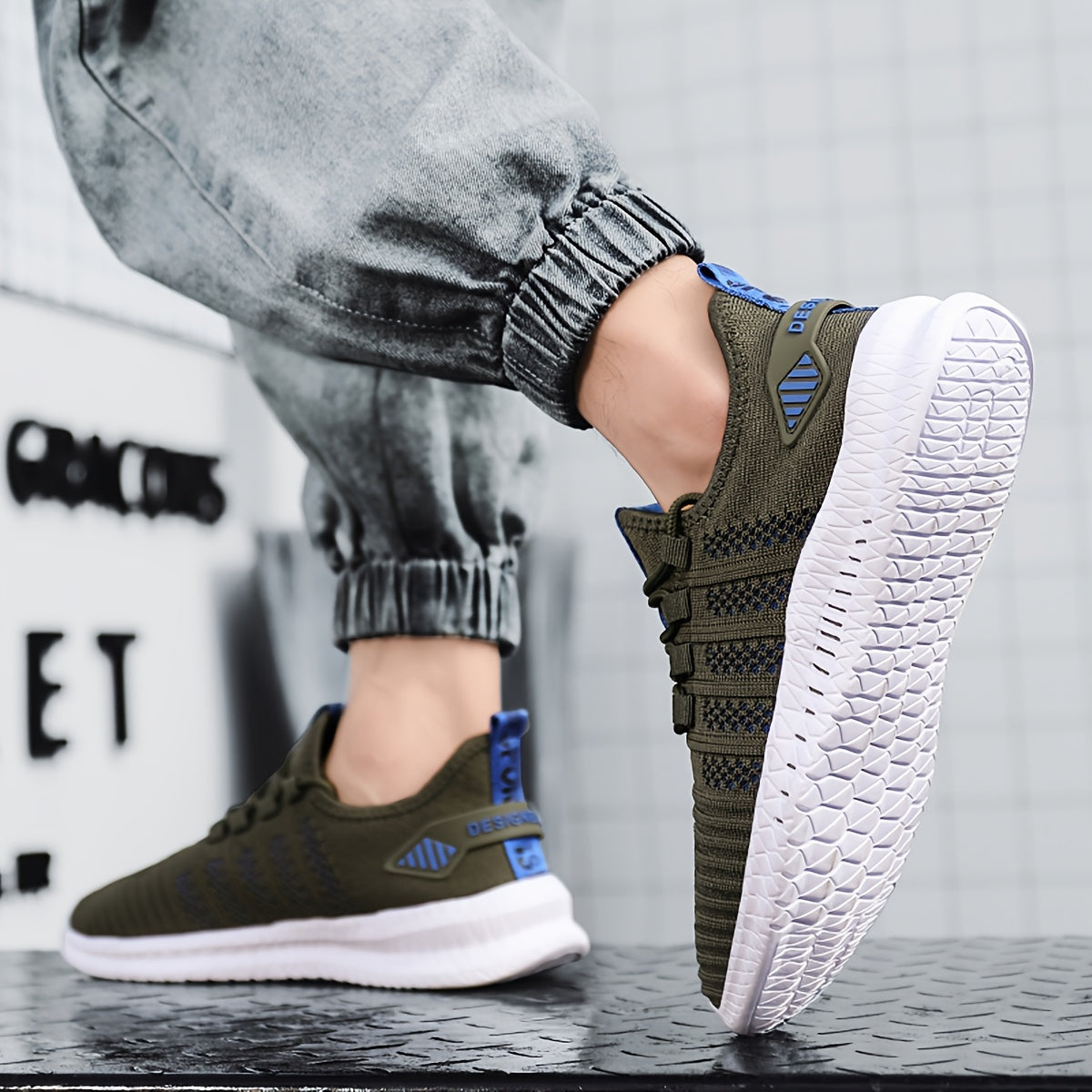 Caleb | Comfortable Sneakers